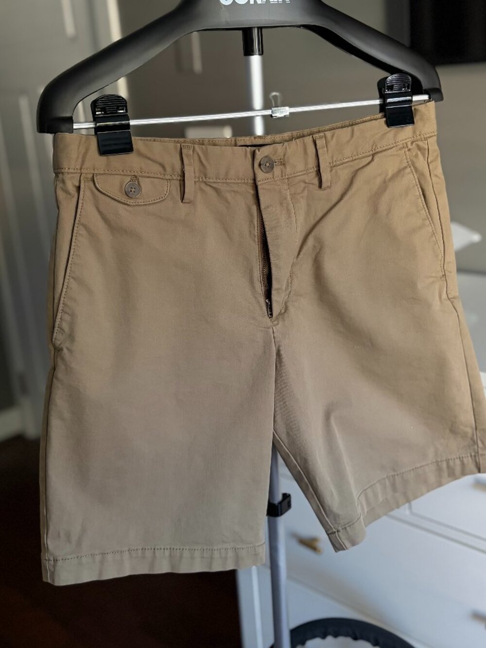 Banana Republic Lived-In Khaki Chino Shorts Men’s Size 32